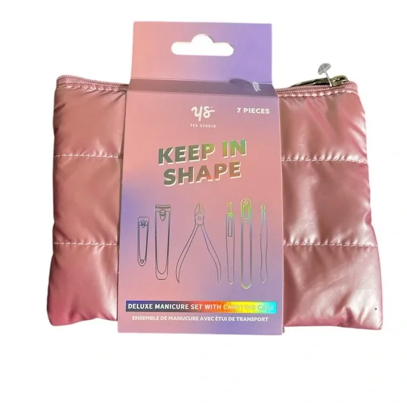 Manicure set with carrying case Anthropologie new - Picture 2 of 5